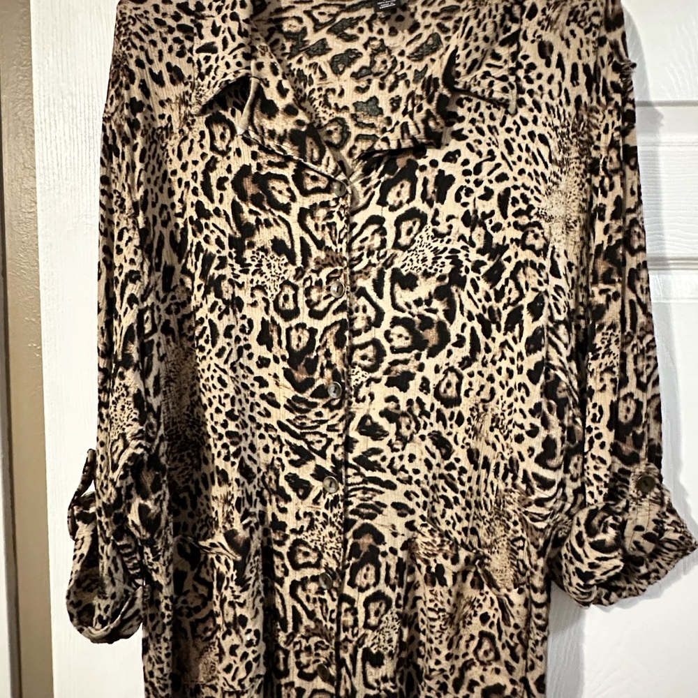 Maggie Barnes Leopard Print Button-Down Shirt - Black and Tan